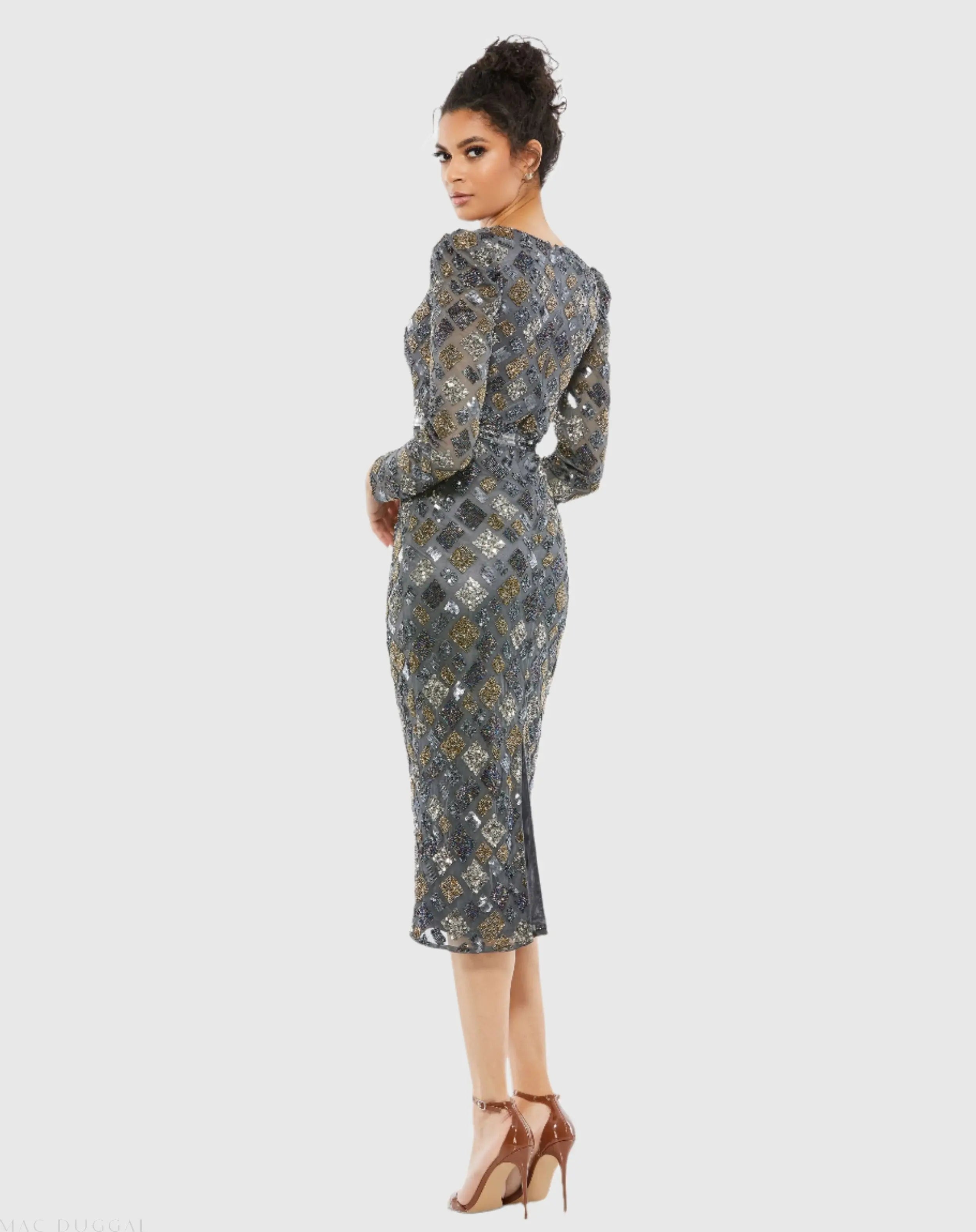 Gray Long Sleeve Geometric Sequin Midi Dress